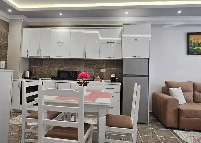 Fishta Apartments Q5, 21